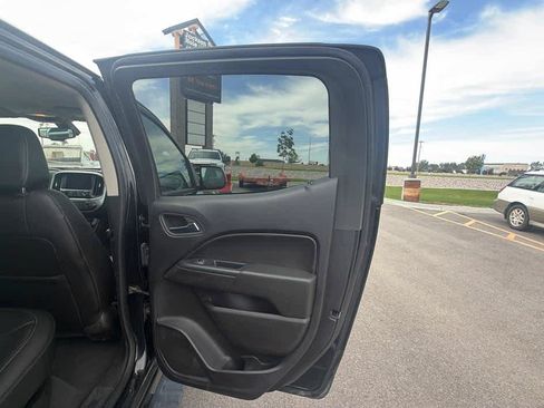 Used 2019 Chevrolet Colorado ZR2 AWD/4WD image 19