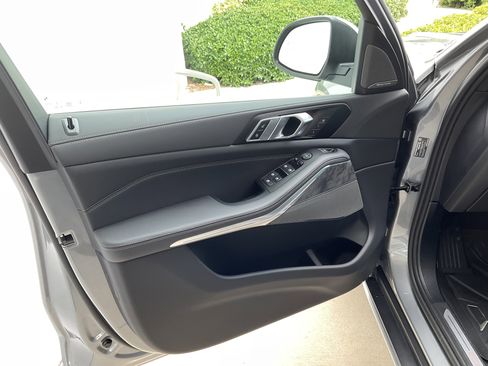 New 2026 BMW X5 sDrive40i w/ Premium Package image 8