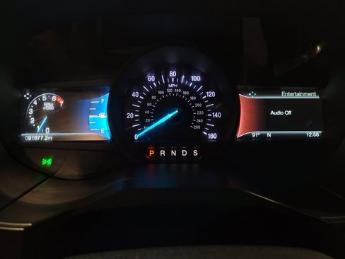 Used 2018 Ford Edge Titanium AWD/4WD image 23