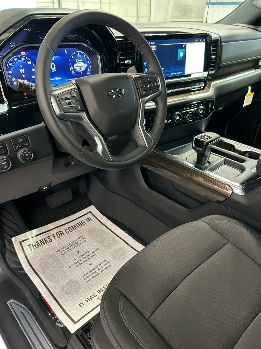 New 2026 Chevrolet Silverado 1500 RST AWD/4WD image 17