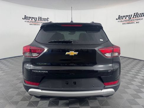Used 2026 Chevrolet TrailBlazer LT w/ Convenience Package FWD image 8