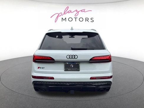New 2026 Audi SQ7 Premium Plus AWD/4WD image 4