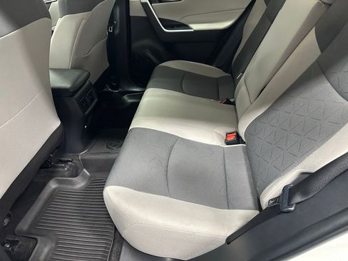 Used 2025 Toyota RAV4 XLE image 44