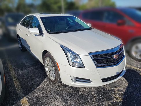 Used 2016 Cadillac XTS Luxury w/ Driver Awareness Package FWD image 5