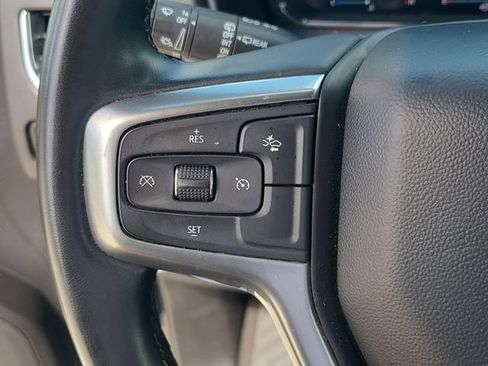 Used 2024 Chevrolet Suburban LT AWD/4WD image 19