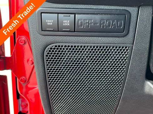 Used 2017 Jeep Wrangler Unlimited Rubicon AWD/4WD image 19