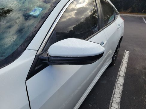 Used 2018 Honda Civic LX image 5