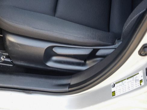 Used 2024 Toyota Corolla LE image 24