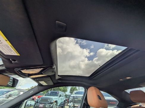 Used 2024 BMW 230i Coupe w/ Convenience Package RWD image 14