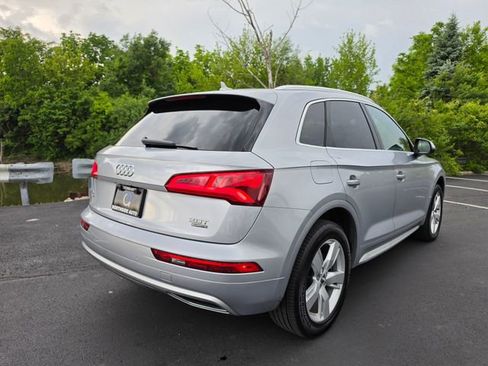 Used 2018 Audi Q5 2.0T Premium Plus w/ Premium Plus Package AWD/4WD image 7
