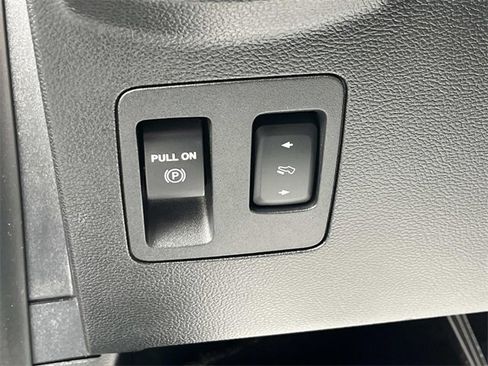 Used 2019 Ford F150 Lariat w/ Trailer Tow Package image 35