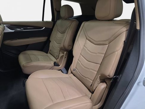 Certified 2025 Cadillac XT6 Premium Luxury w/ Platinum Package AWD/4WD image 11