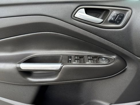 Used 2014 Ford Escape Titanium FWD image 11