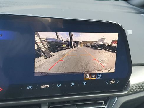 New 2026 Chevrolet Equinox EV LT image 23