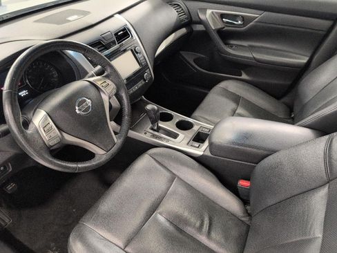 Used 2014 Nissan Altima 2.5 SL w/ Technology Package FWD image 8