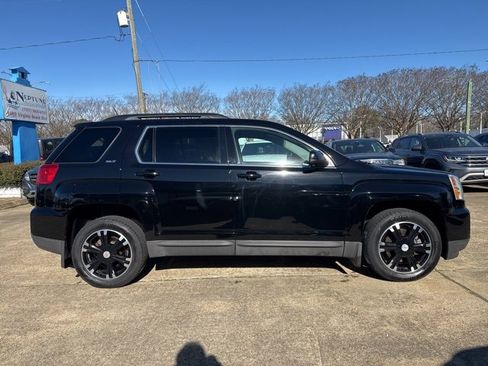 Used 2017 GMC Terrain SLT w/ Nightfall Package image 4