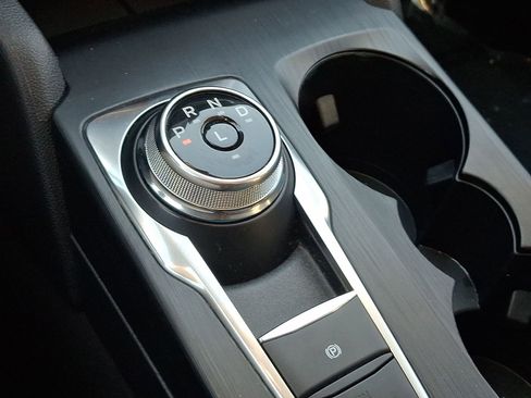 Used 2022 Ford Escape SEL image 15