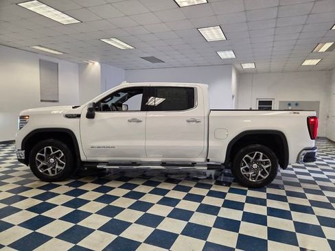 New 2026 GMC Sierra 1500 SLT w/ SLT Premium Plus Package image 4