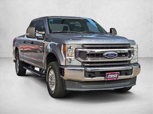 Used 2021 Ford F250 XLT w/ FX4 Off-Road Package AWD/4WD image 3