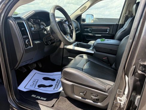 Used 2018 RAM 3500 Laramie AWD/4WD image 13