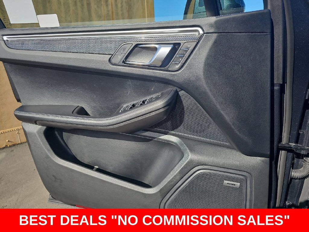 Used 2024 Porsche Macan GTS AWD/4WD image 26