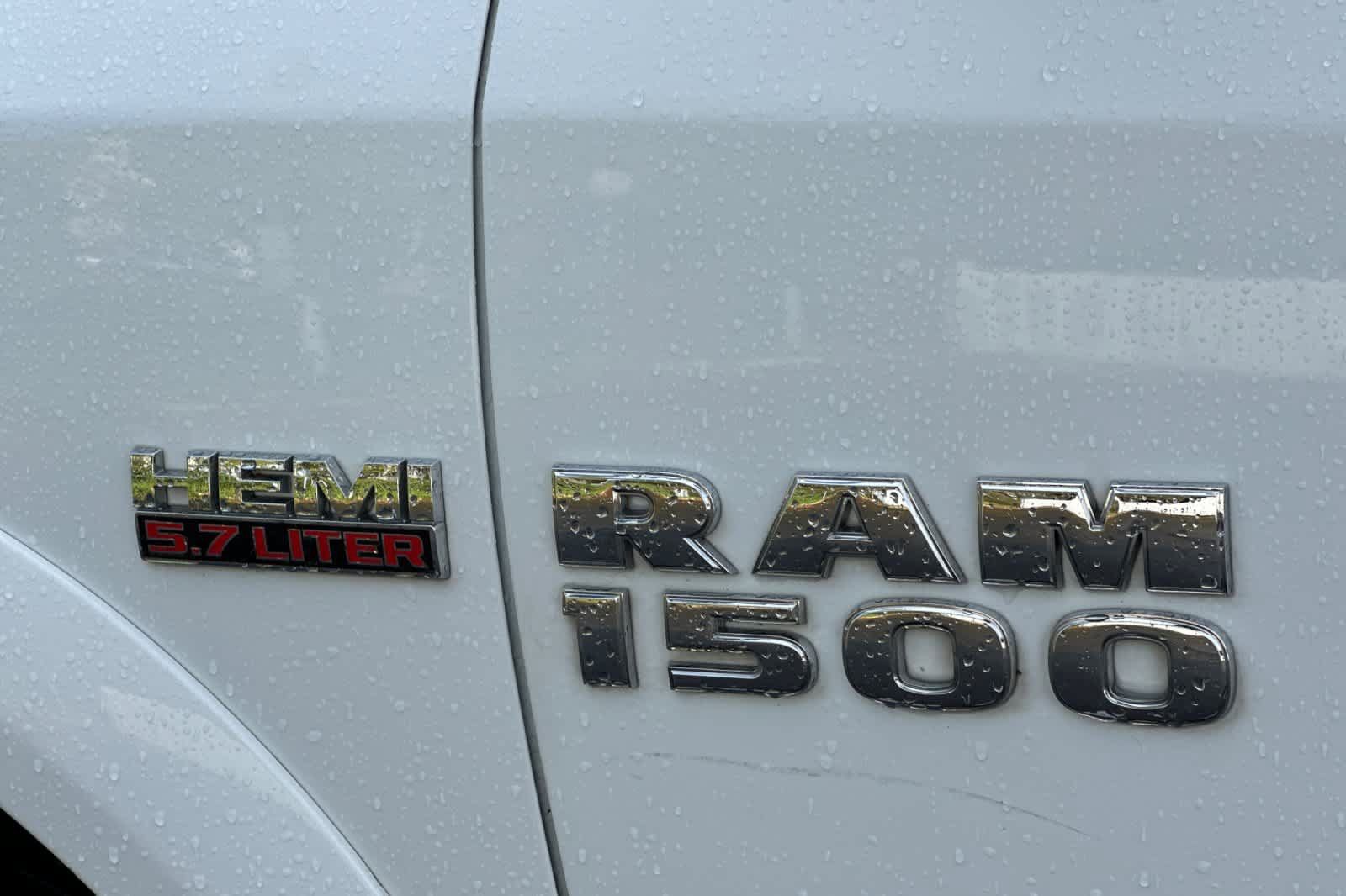 Used 2014 RAM 1500 Laramie w/ Convenience Group AWD/4WD image 27