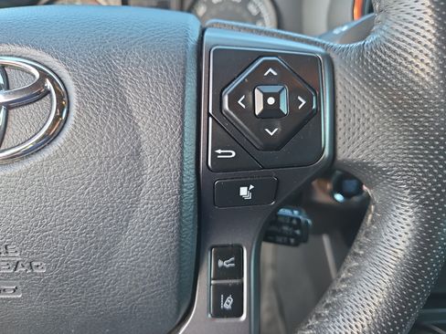 Certified 2019 Toyota Tacoma TRD Sport AWD/4WD image 27