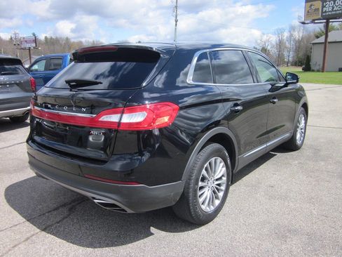 Used 2018 Lincoln MKX Select w/ Select Plus Package AWD/4WD image 6