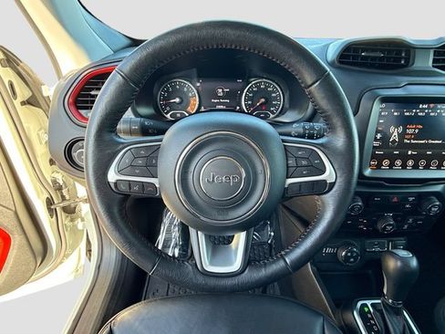 Used 2023 Jeep Renegade Trailhawk w/ Trailhawk Elite Group AWD/4WD image 12