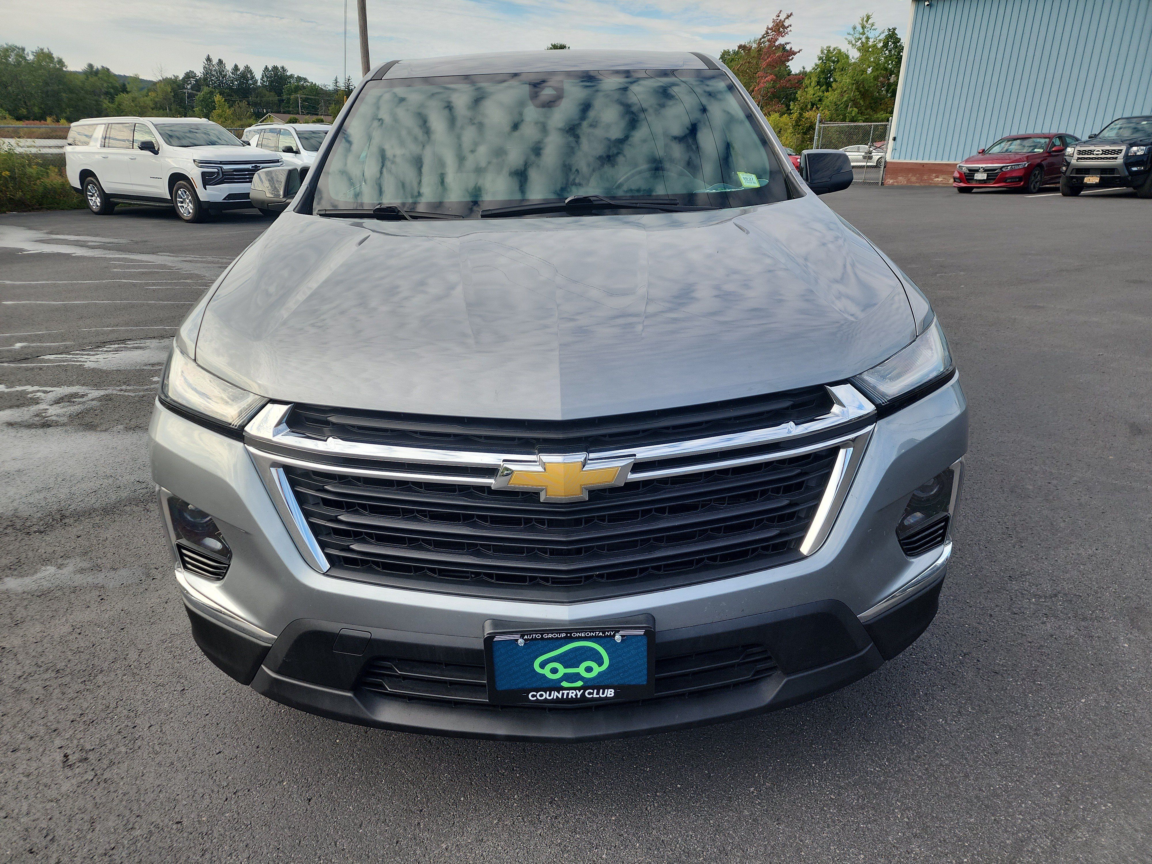 Certified 2023 Chevrolet Traverse LS AWD/4WD image 3