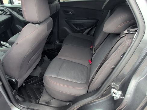 Used 2020 Chevrolet Trax LS w/ Tint and Cruise Package image 15