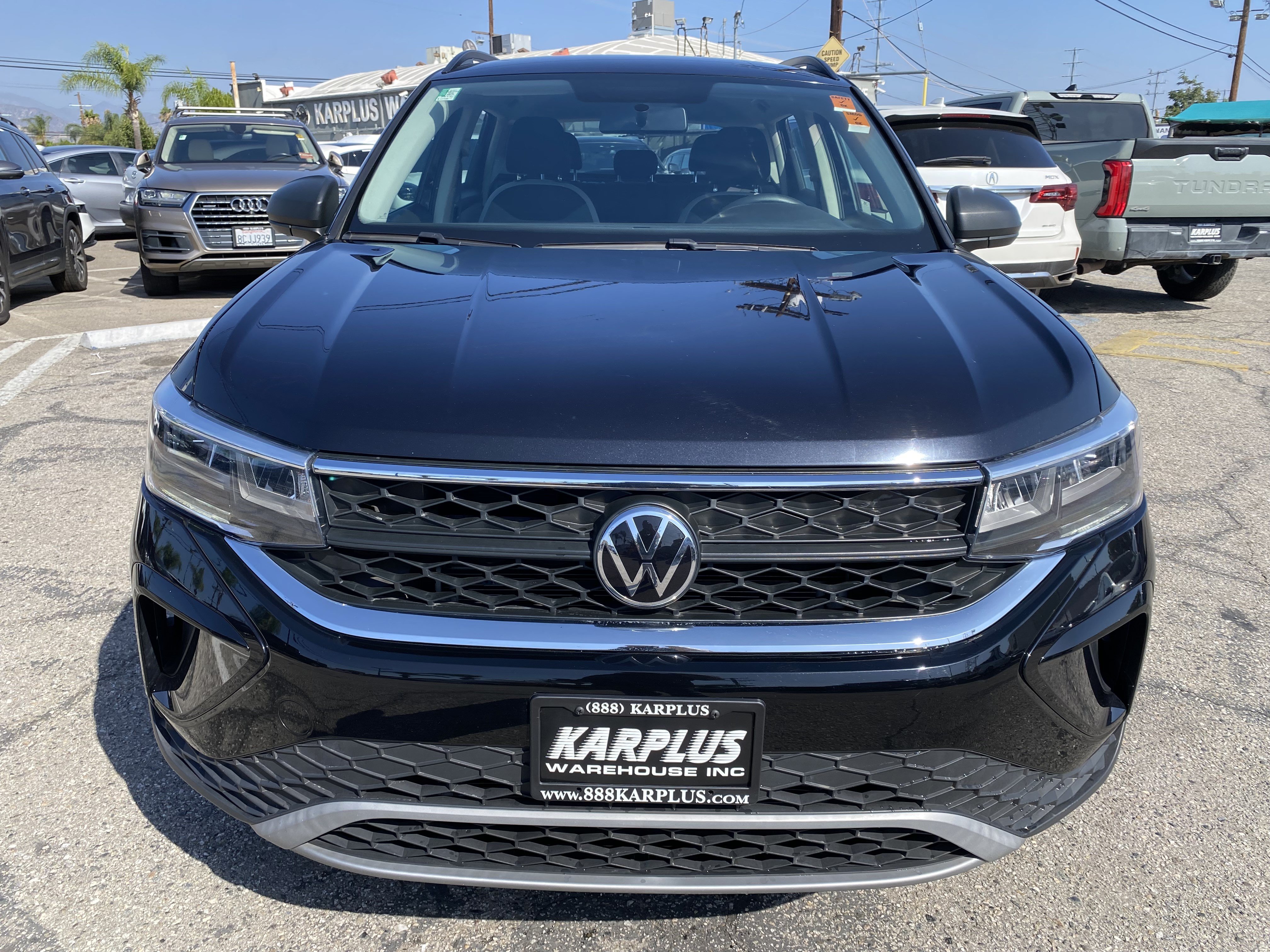 Used 2022 Volkswagen Taos S FWD image 3