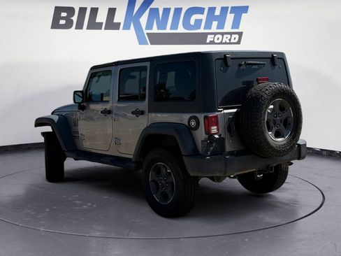 Used 2017 Jeep Wrangler Unlimited Sport AWD/4WD image 3