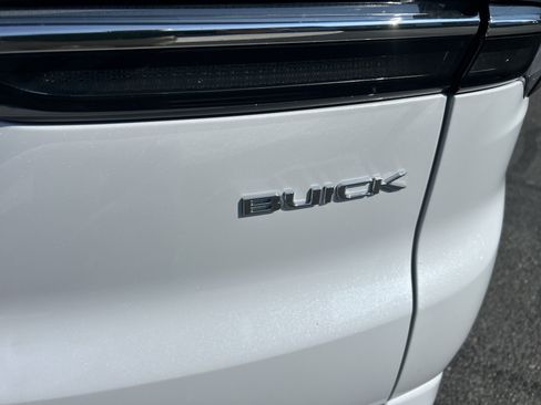 New 2026 Buick Enclave Avenir w/ Super Cruise Package AWD/4WD image 9