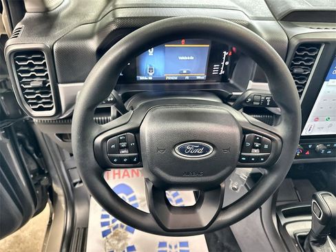 Used 2025 Ford Ranger XL image 17