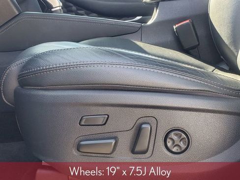 Used 2020 Hyundai Santa Fe Limited image 17