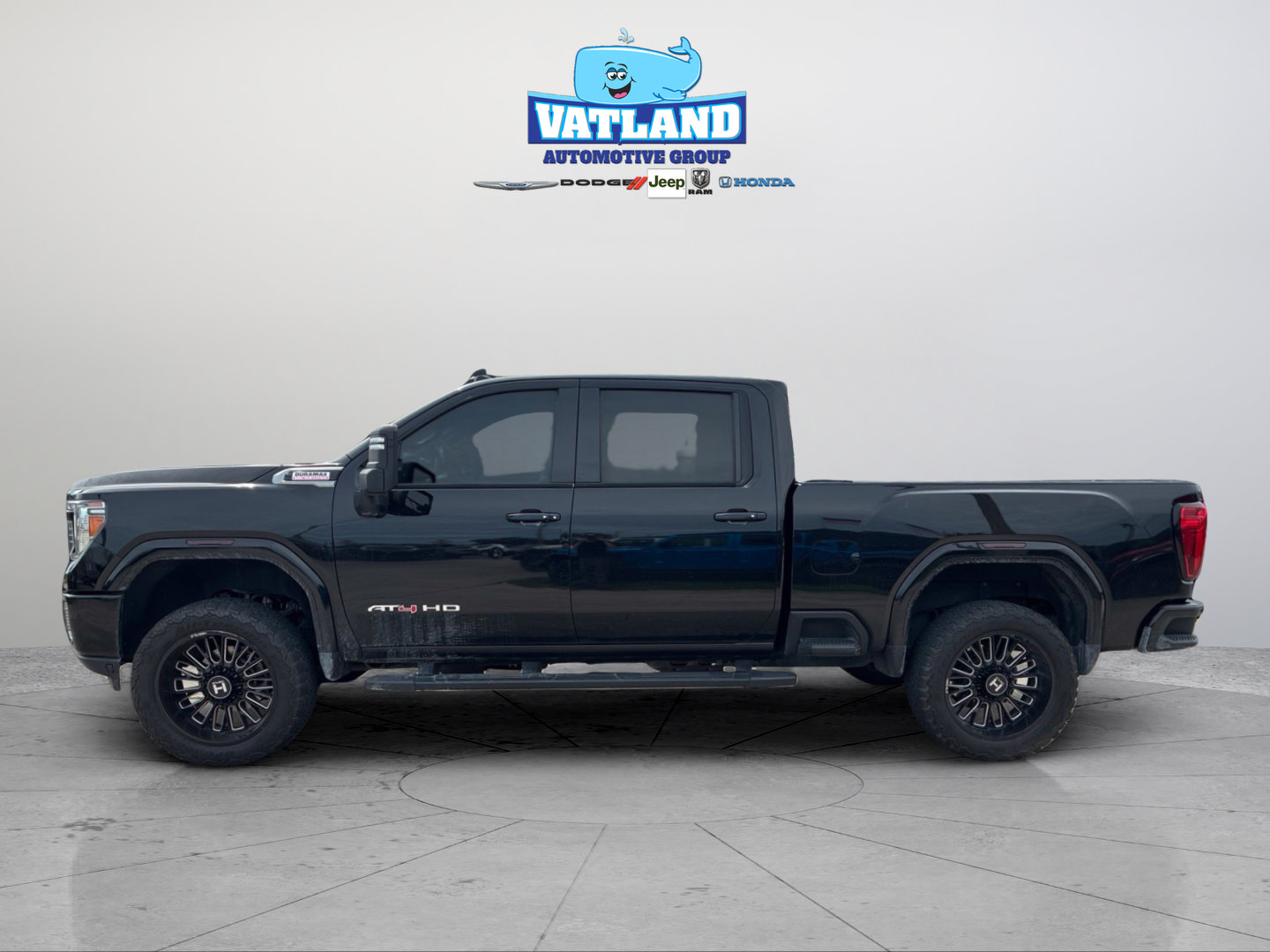 Used 2020 GMC Sierra 2500 AT4 w/ AT4 Premium Package AWD/4WD image 2