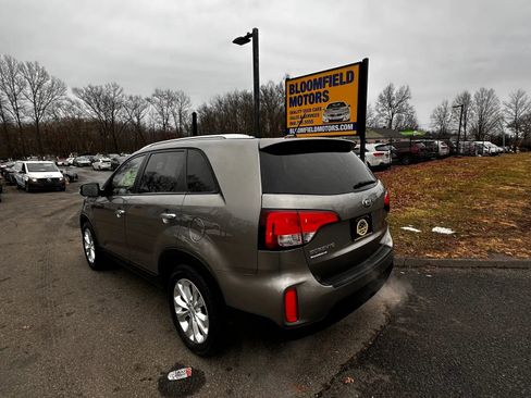 Used 2014 Kia Sorento EX w/ EX V6 Touring Package image 7