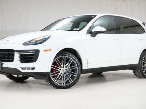 Used 2017 Porsche Cayenne Turbo image 1