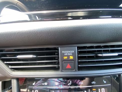 Used 2025 Volkswagen Jetta Sport FWD image 23