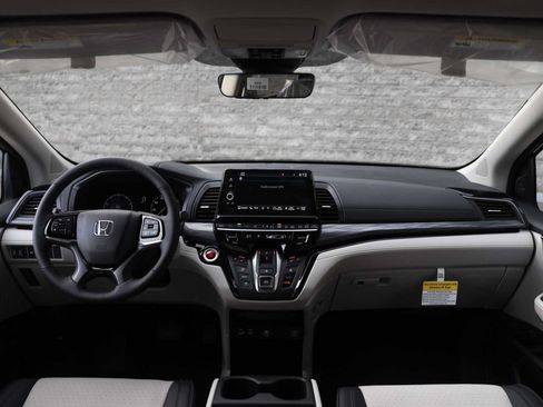 New 2026 Honda Odyssey Elite image 11