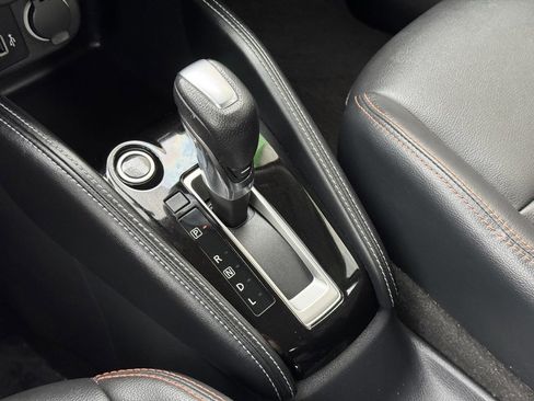 Used 2020 Nissan Kicks SR w/ SR Premium Package image 16