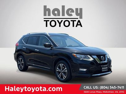 Used 2017 Nissan Rogue SL