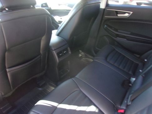 Used 2024 Ford Edge SEL w/ Convenience Package AWD/4WD image 16