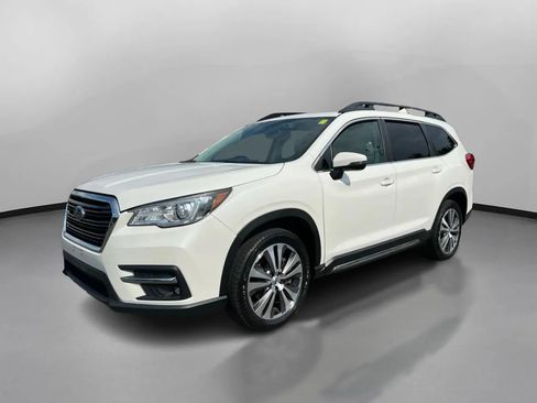 Used 2022 Subaru Ascent Limited w/ Technology Package AWD/4WD image 5