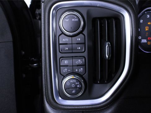 Used 2022 GMC Sierra 2500 AT4 AWD/4WD image 25