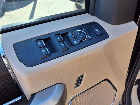 Certified 2020 Ford F250 Lariat image 23