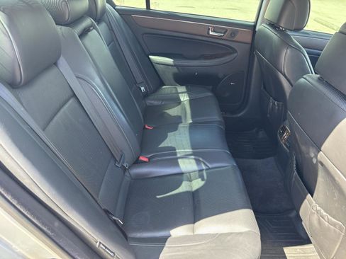Used 2009 Hyundai Genesis 4.6 w/ Technology Pkg 5 image 16