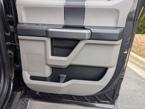 Used 2015 Ford F150 XLT w/ Equipment Group 301A Mid image 32