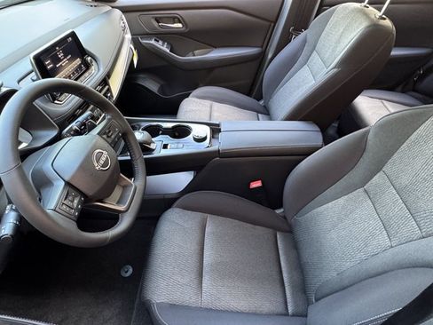New 2026 Nissan Rogue SV w/ Cold Weather Package AWD/4WD image 15